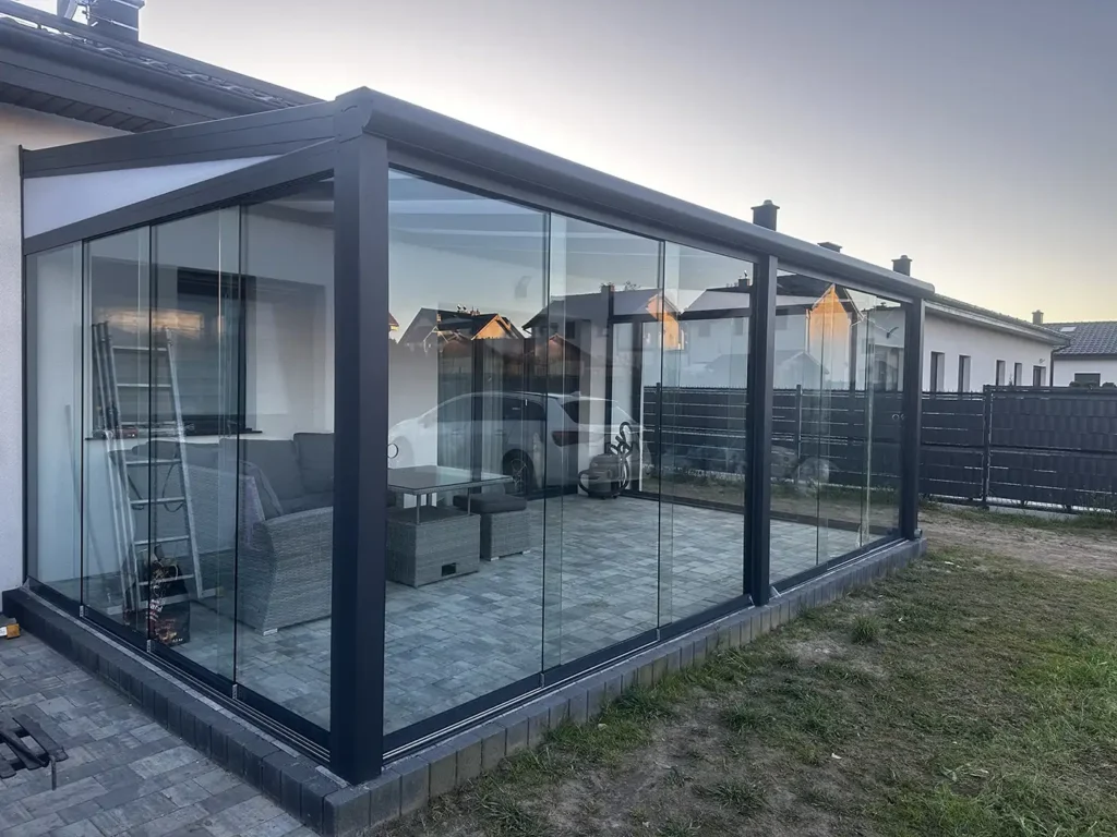 taras ogrodowy zadaszenie bosco i oszklenie tarasu fiano