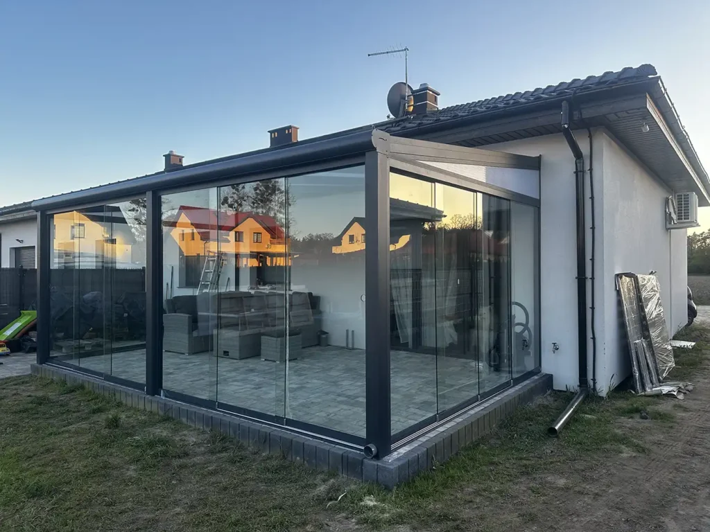 taras ogrodowy zadaszenie bosco oszklenie tarasu fiano